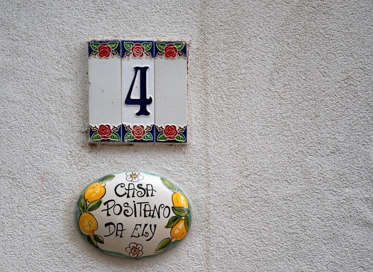 Casa "Positano" Da Ely - Salerno Centro Con Self Check-In Apartment Exterior foto